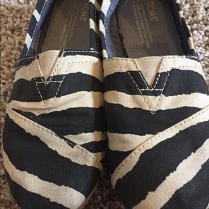Zebra Print Toms
